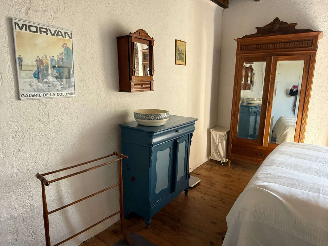 Maison à GOUTTIERES