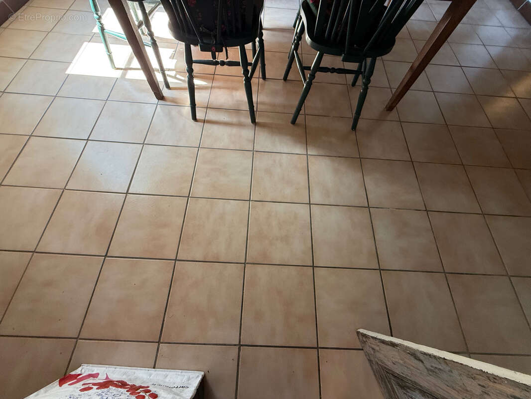 Maison à GOUTTIERES