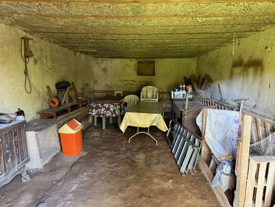 Maison à GOUTTIERES