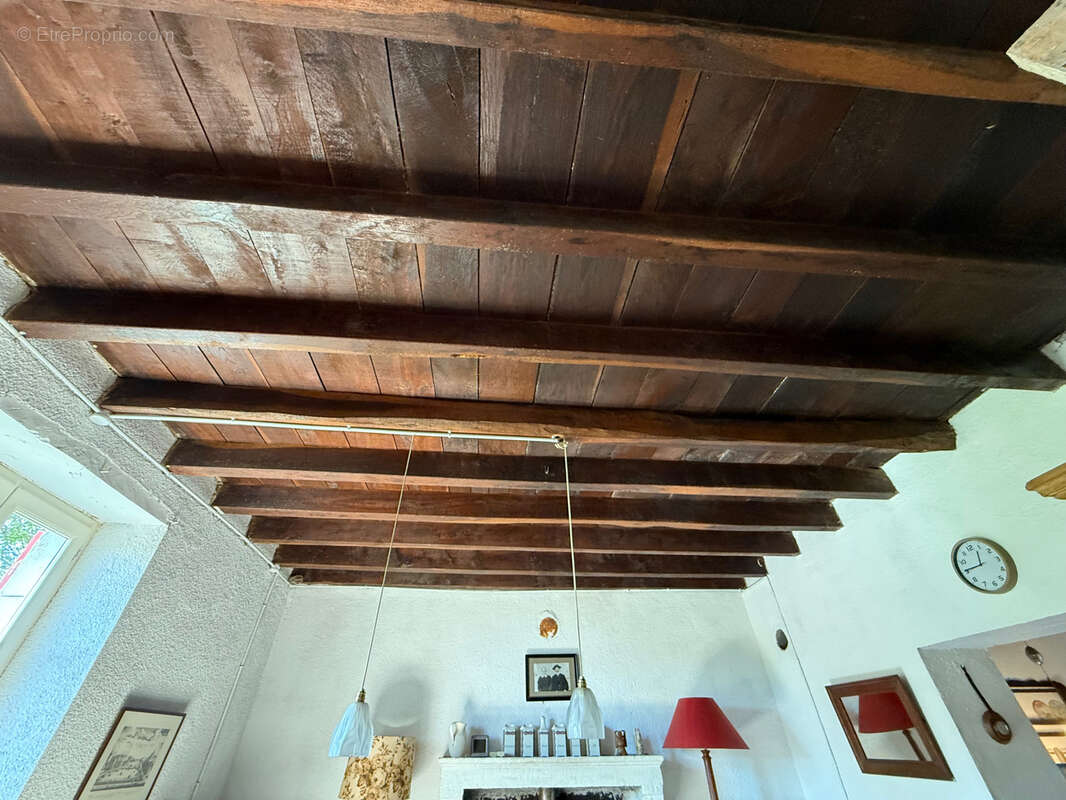 Maison à GOUTTIERES