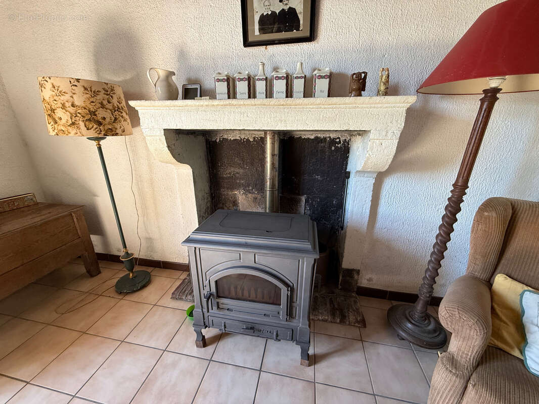 Maison à GOUTTIERES