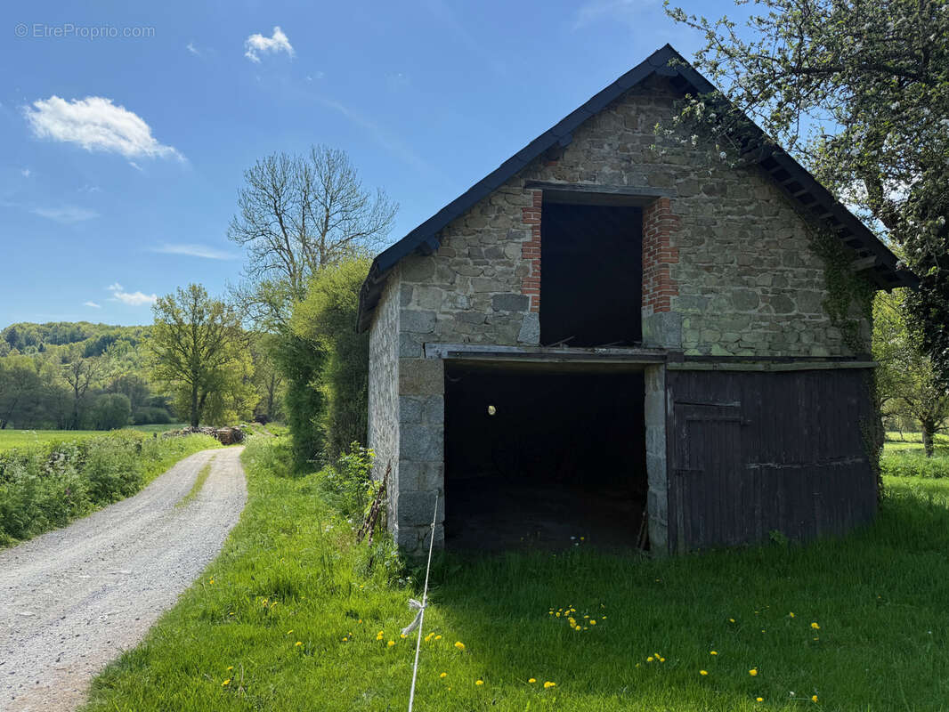 Maison à GOUTTIERES