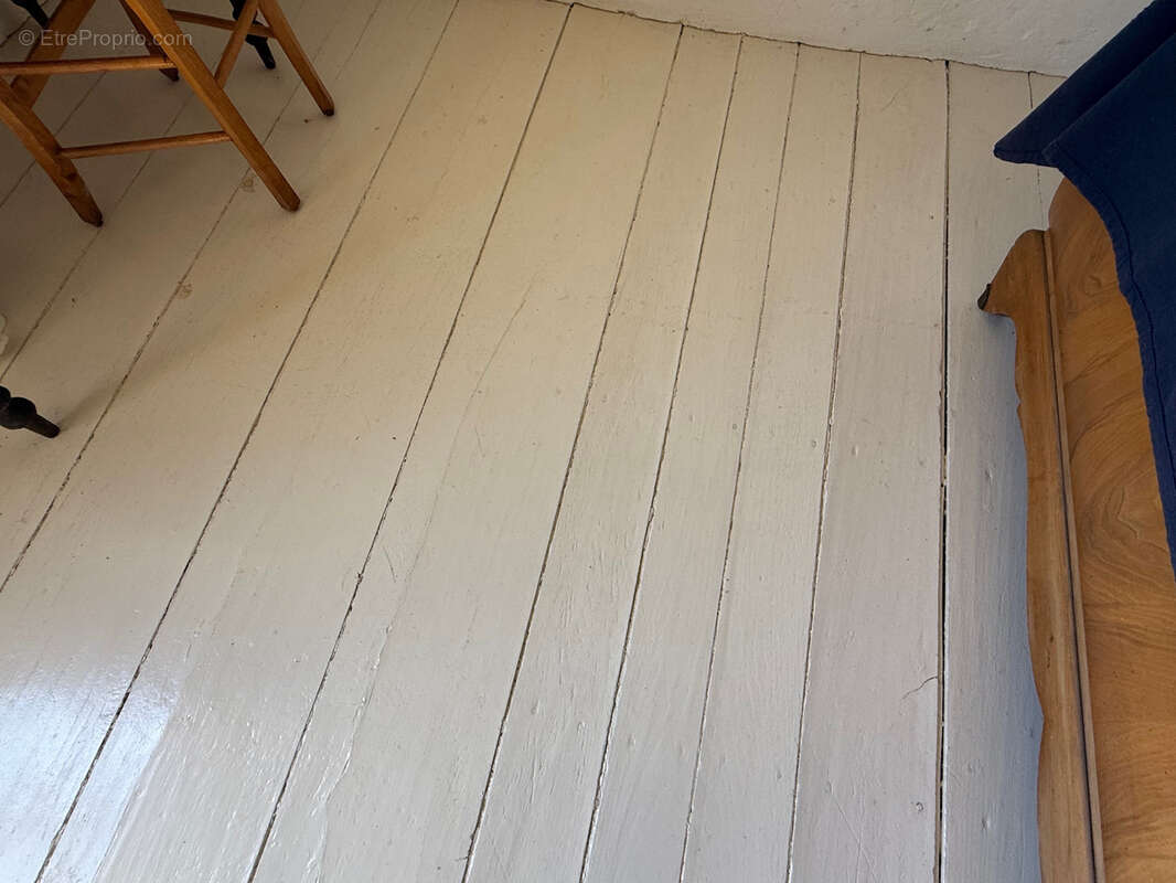 Maison à GOUTTIERES