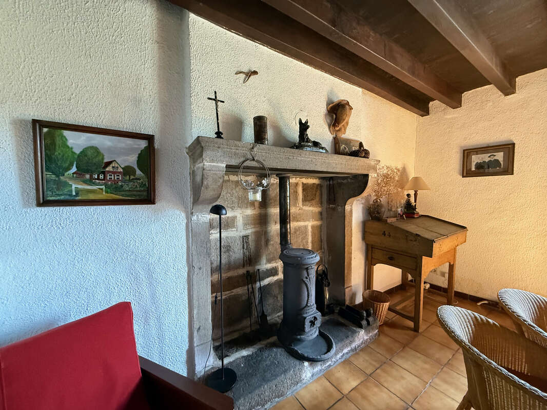 Maison à GOUTTIERES