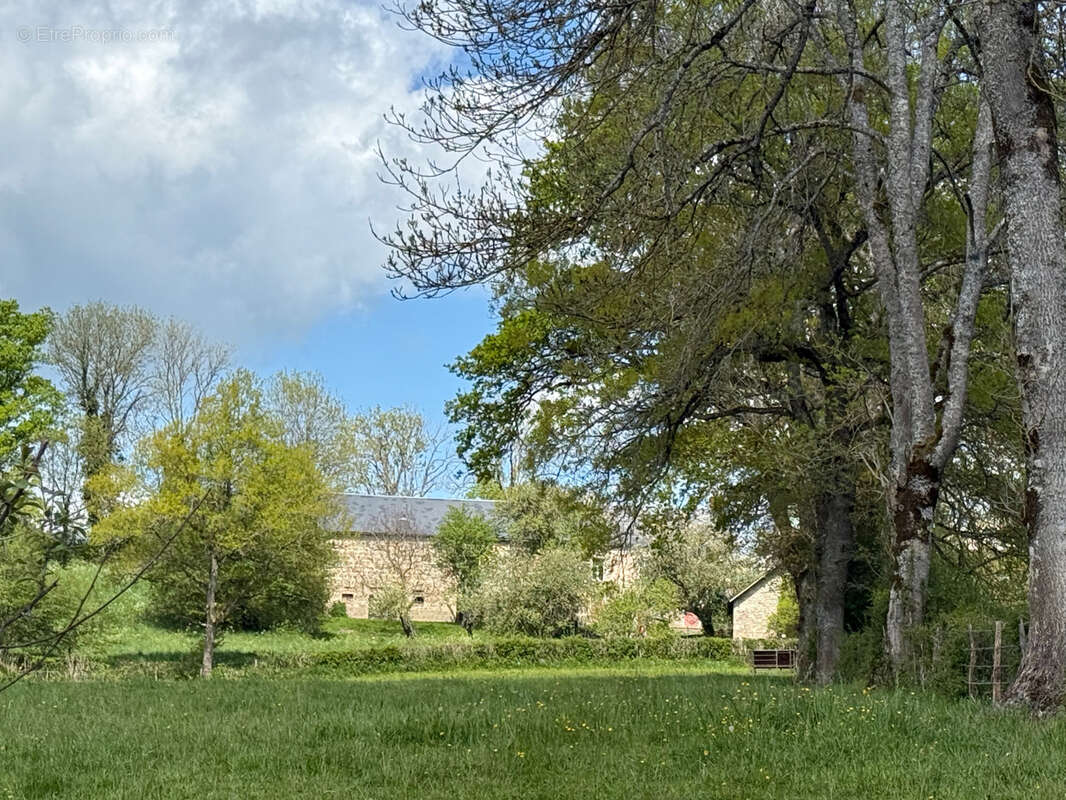 Maison à GOUTTIERES