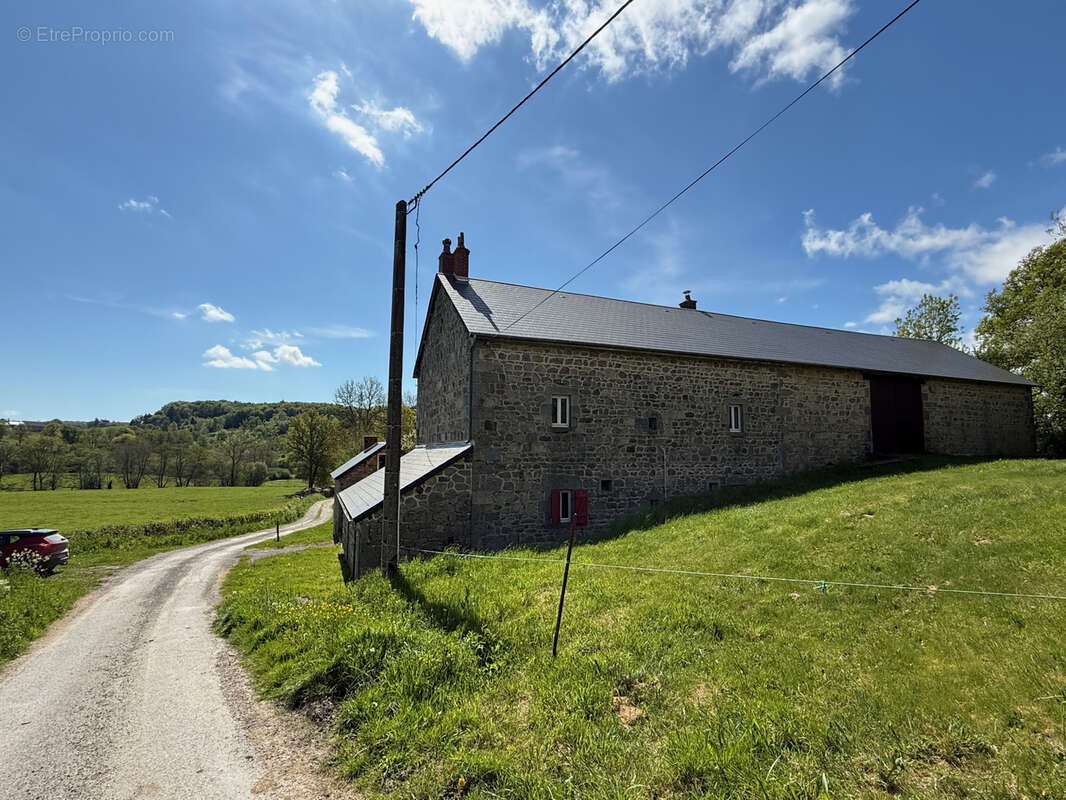 Maison à GOUTTIERES