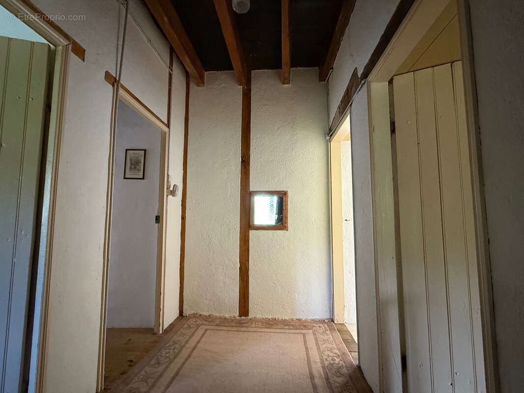 Maison à GOUTTIERES