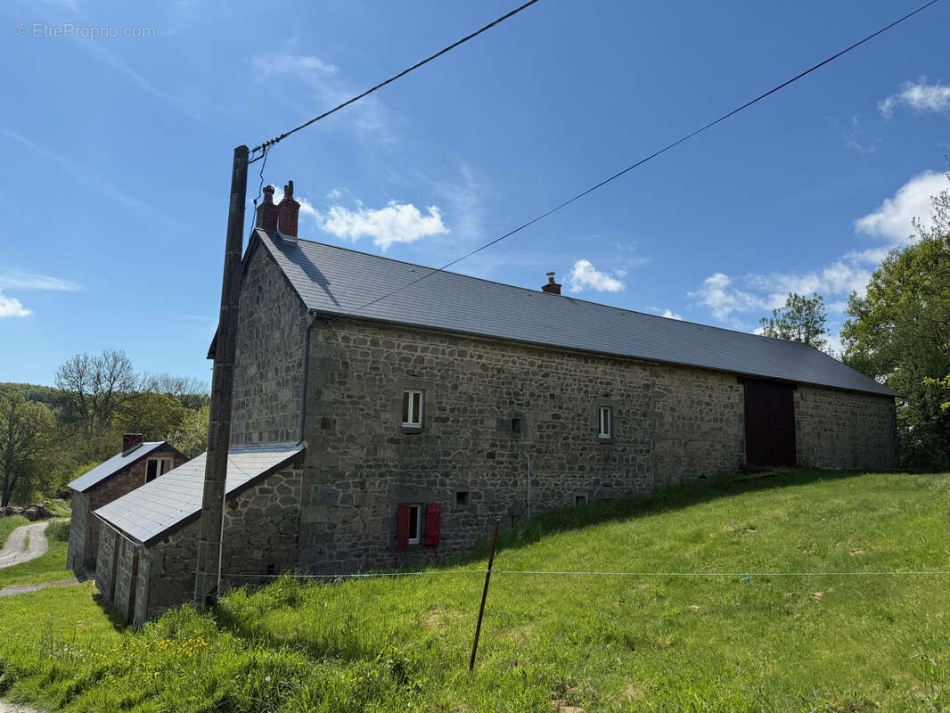 Maison à GOUTTIERES