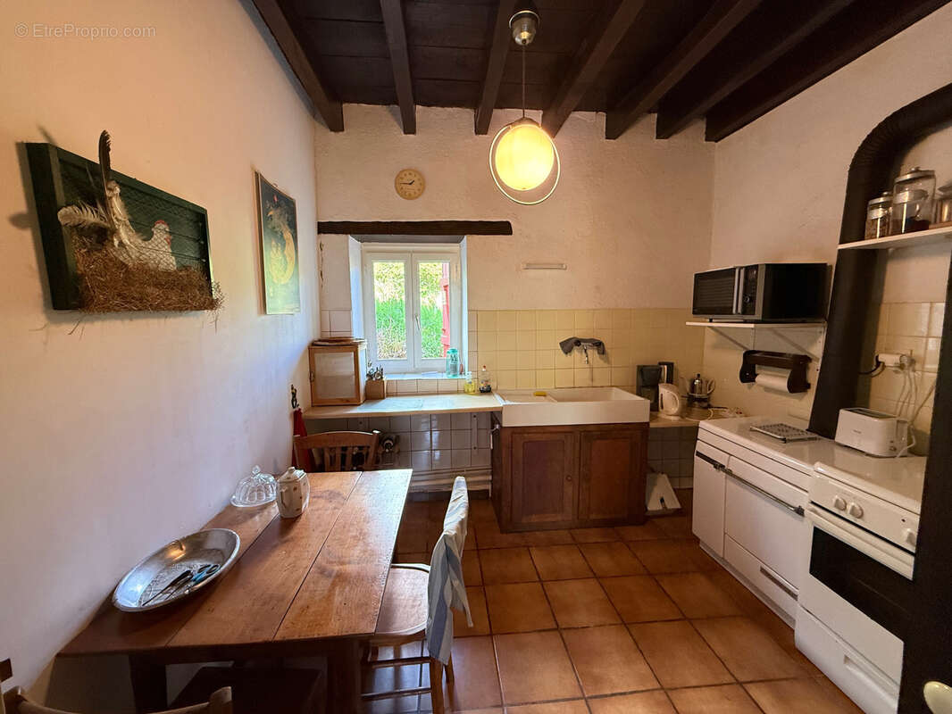 Maison à GOUTTIERES