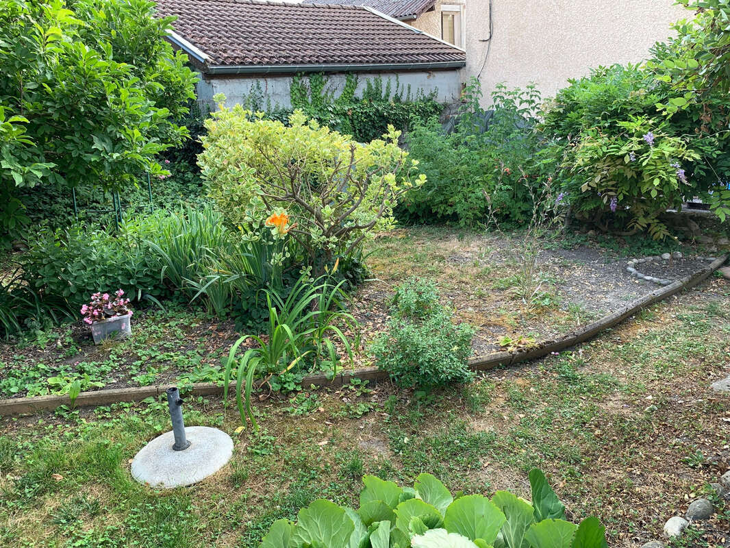 Maison à BEAUCROISSANT