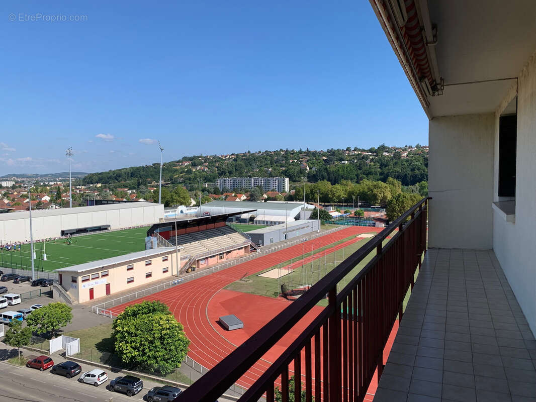 Appartement à BOURGOIN-JALLIEU