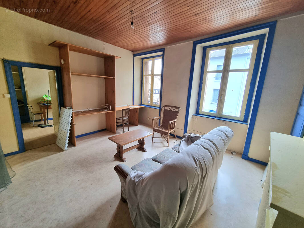 Appartement à AMBERT