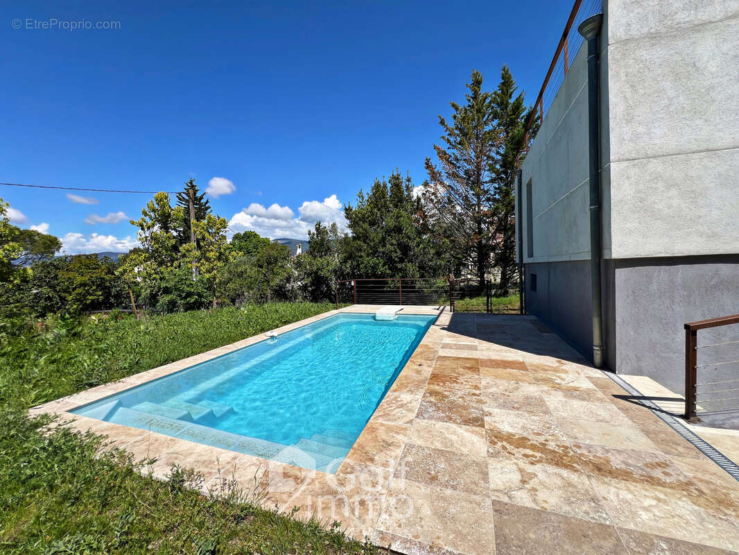 Maison à MOUANS-SARTOUX