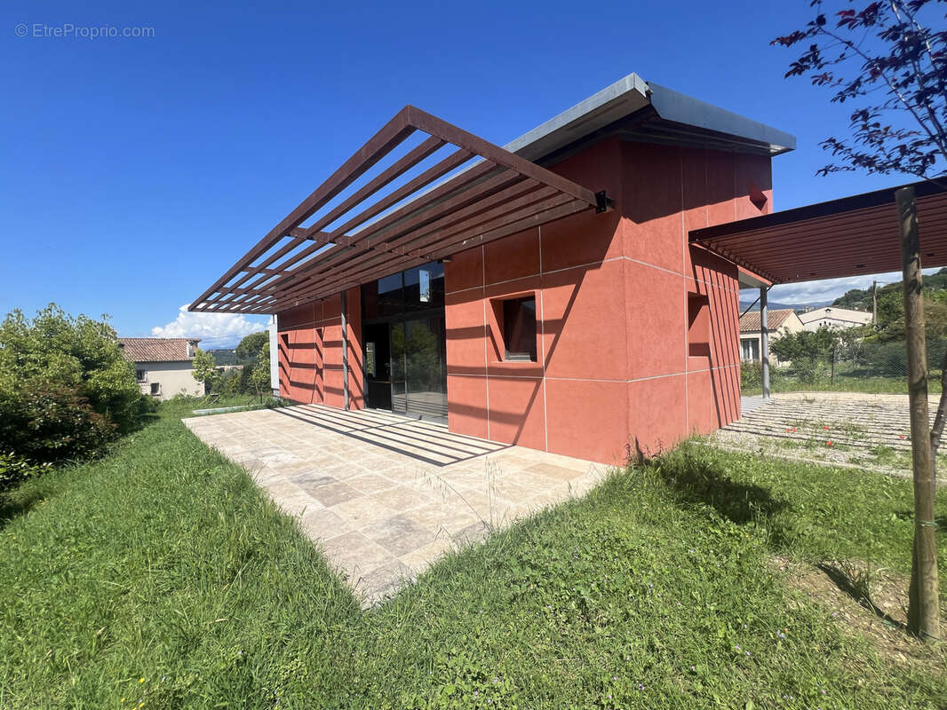 Maison à MOUANS-SARTOUX