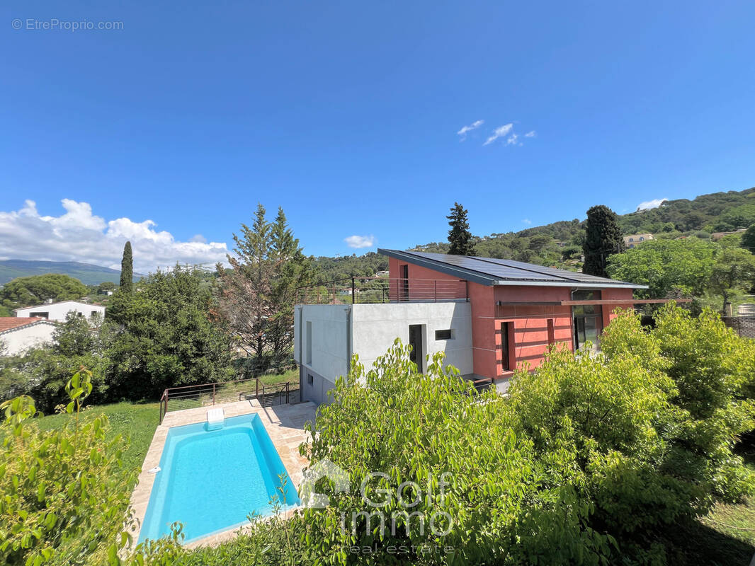 Maison à MOUANS-SARTOUX