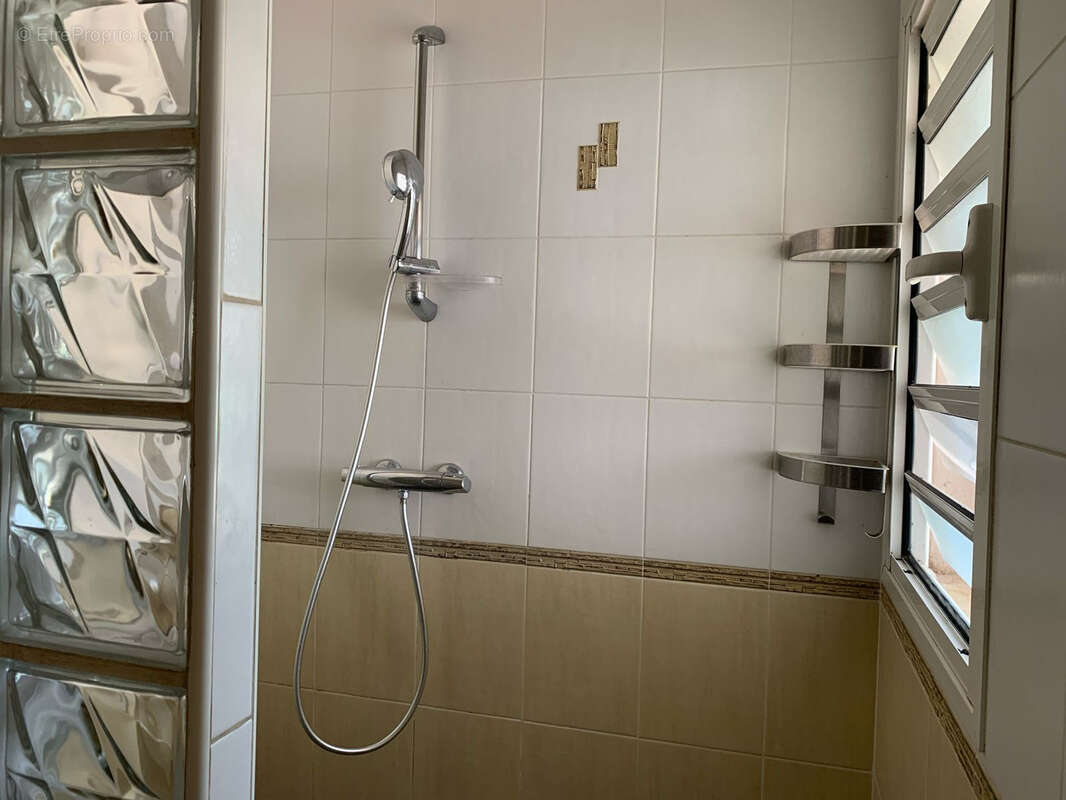 Maison à SAINT-DENIS