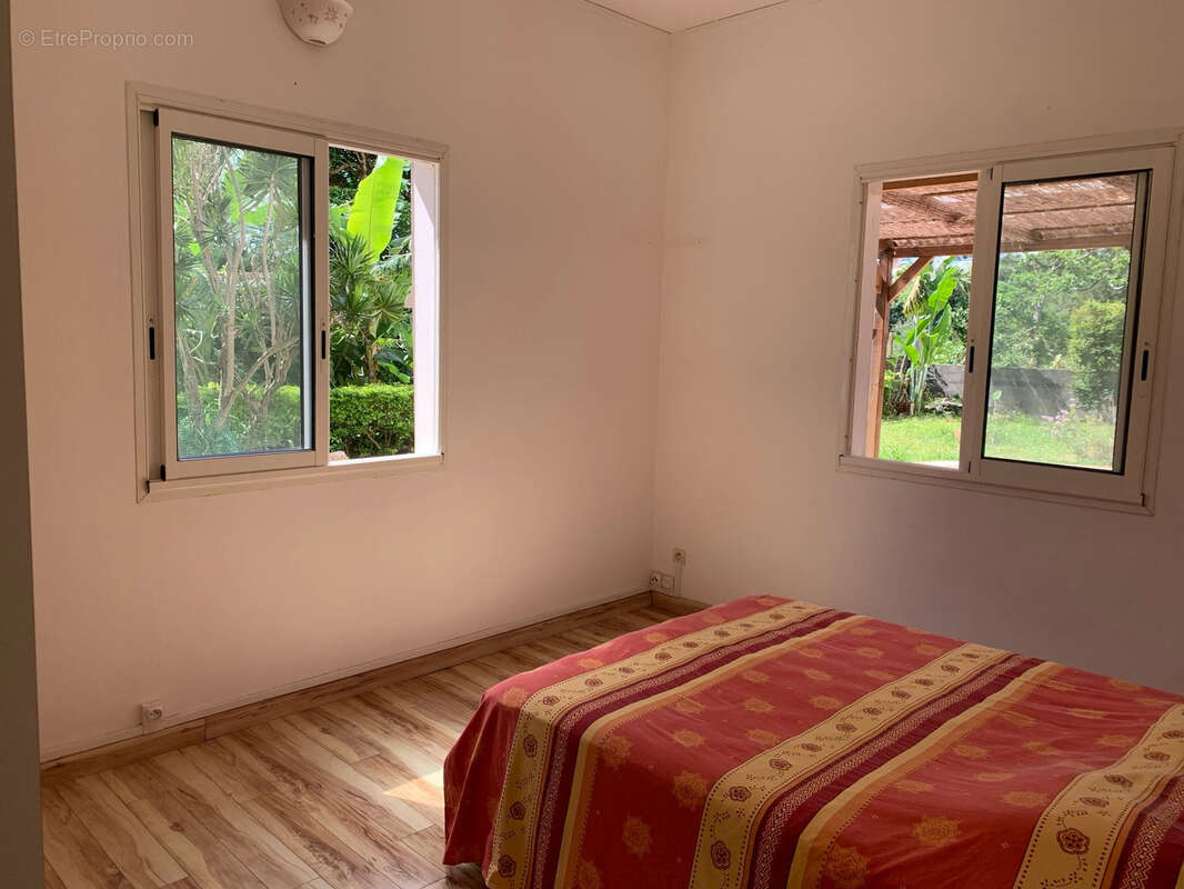 Maison à SAINT-DENIS