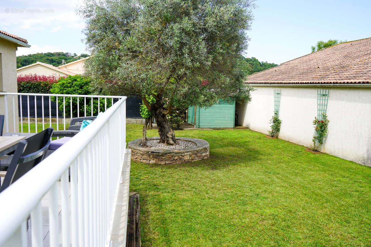 Maison à SANTA-LUCIA-DI-MORIANI