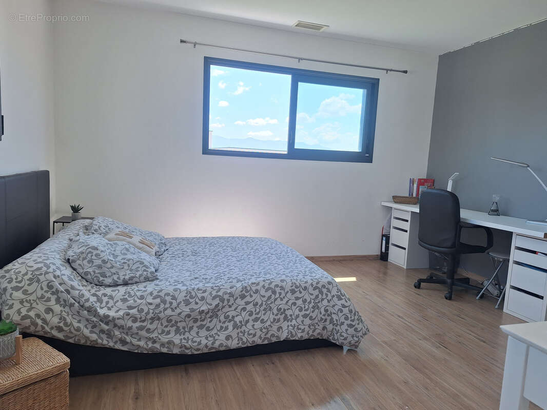 Maison à VILLENEUVE-DE-LA-RAHO