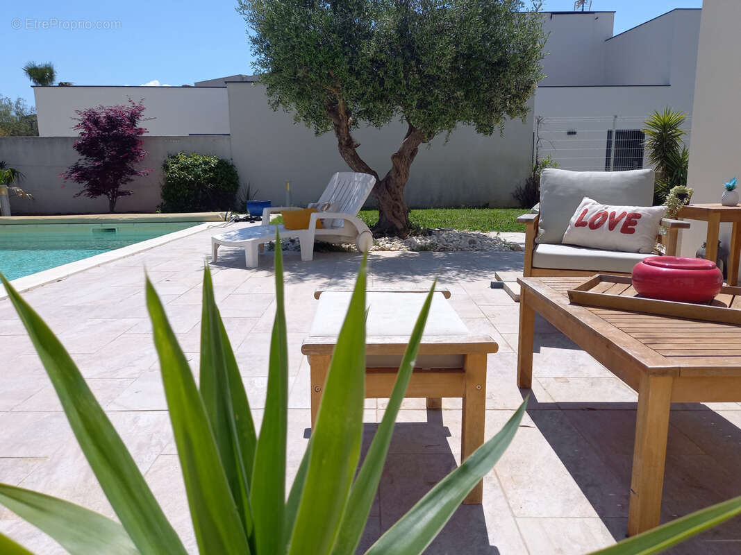 Maison à VILLENEUVE-DE-LA-RAHO