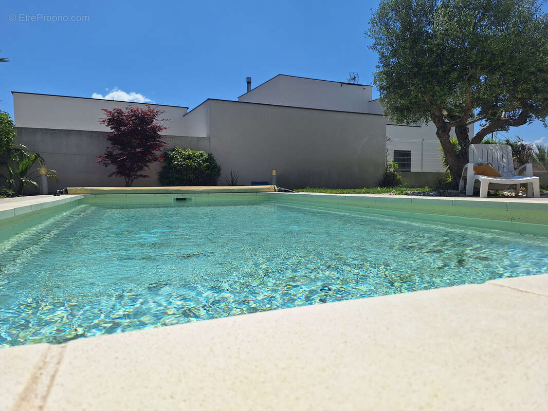 Maison à VILLENEUVE-DE-LA-RAHO