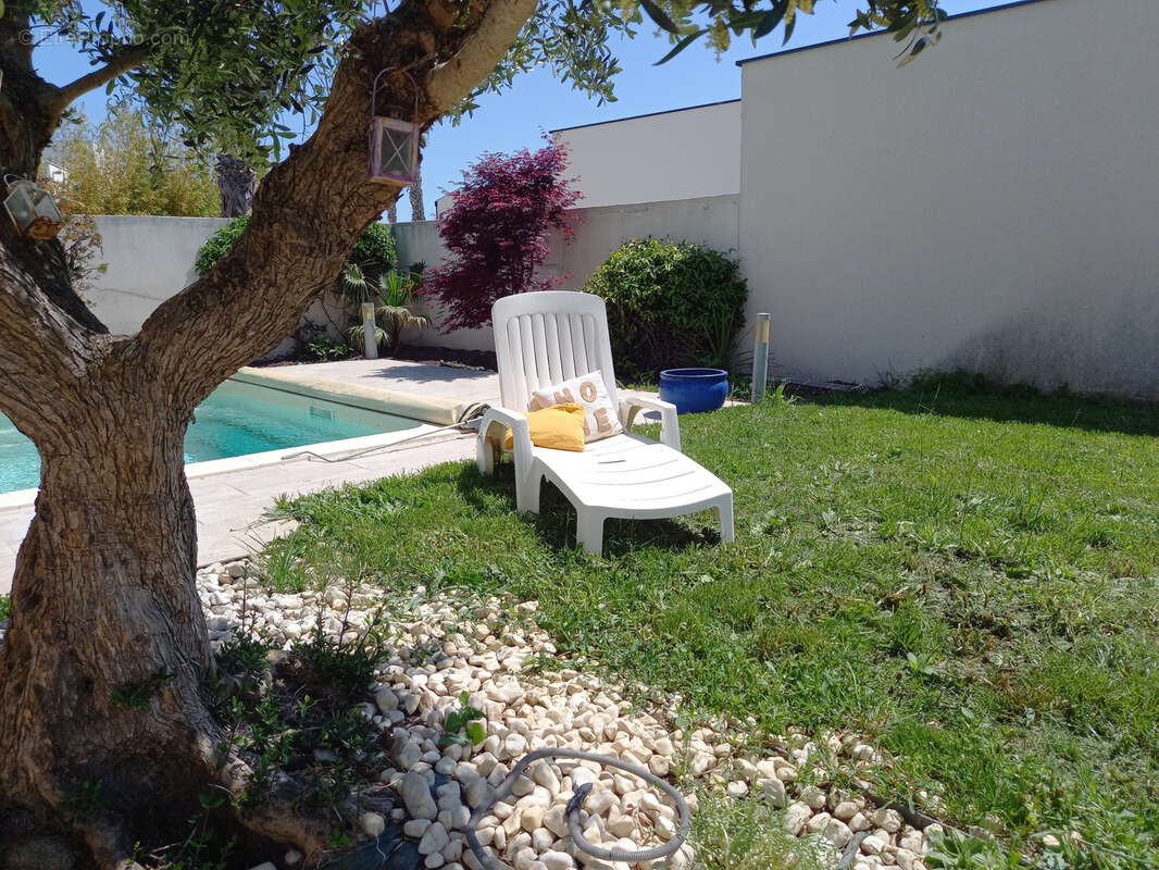 Maison à VILLENEUVE-DE-LA-RAHO