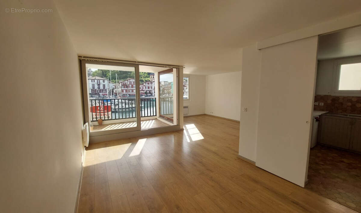 Appartement à CIBOURE