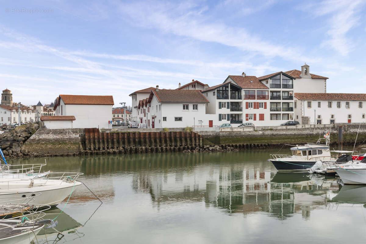 Appartement à CIBOURE