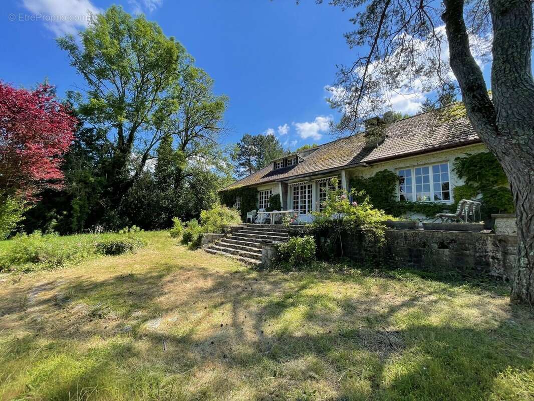 Maison à MILLY-LA-FORET