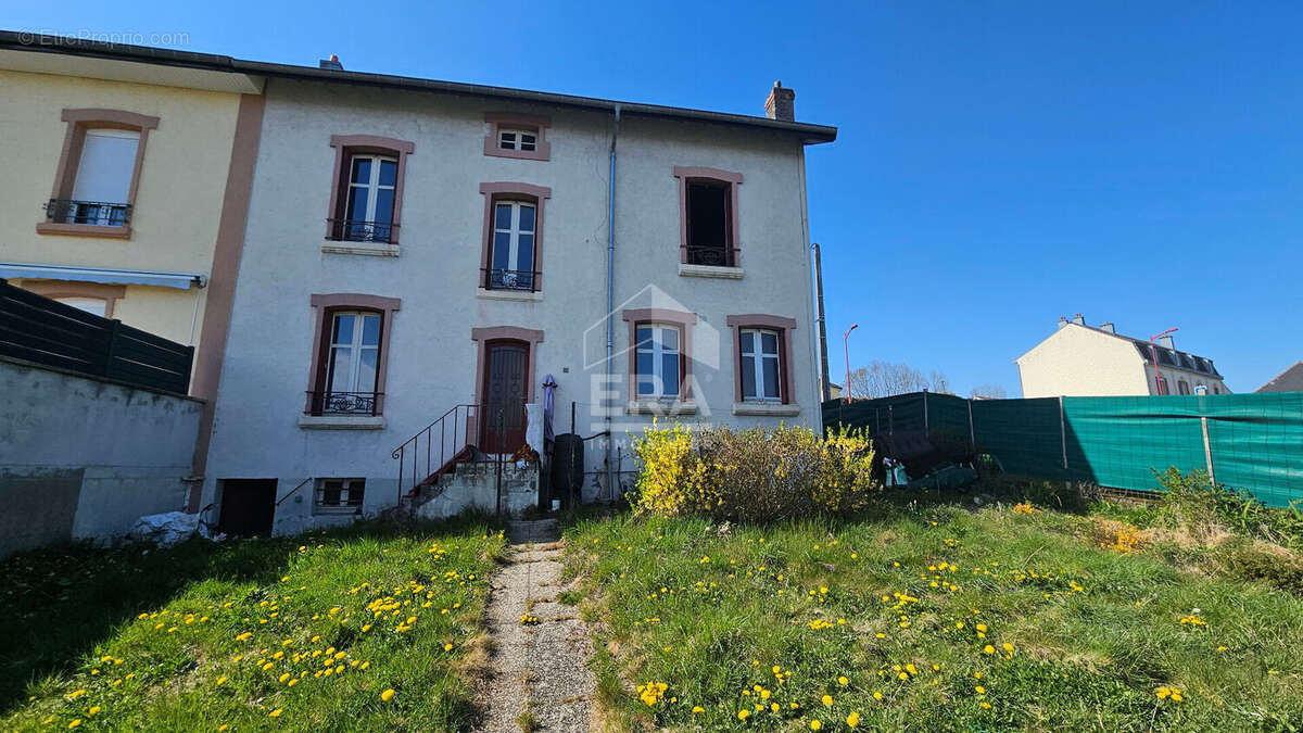 Maison à MONT-SAINT-MARTIN