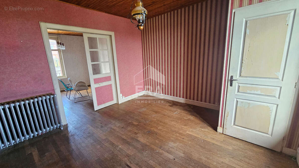 Maison à MONT-SAINT-MARTIN