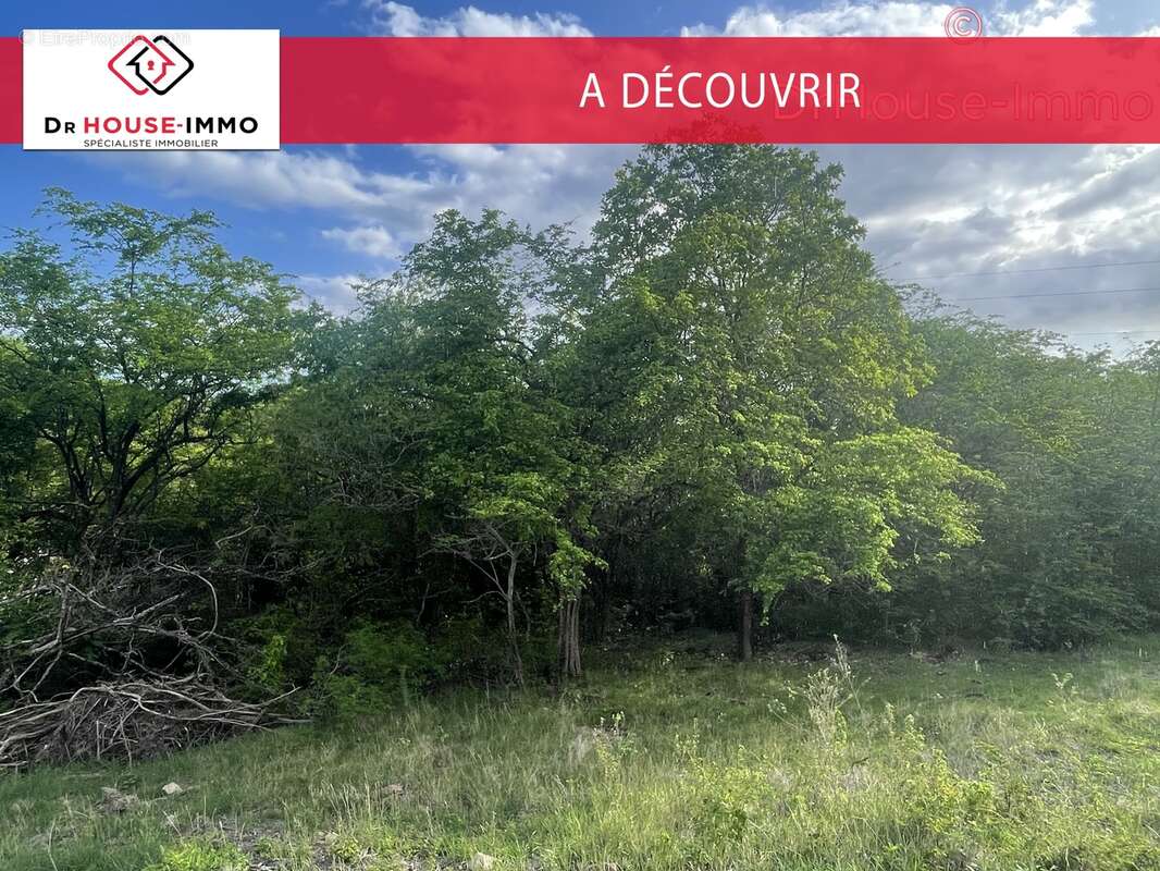 Terrain à BOUILLANTE