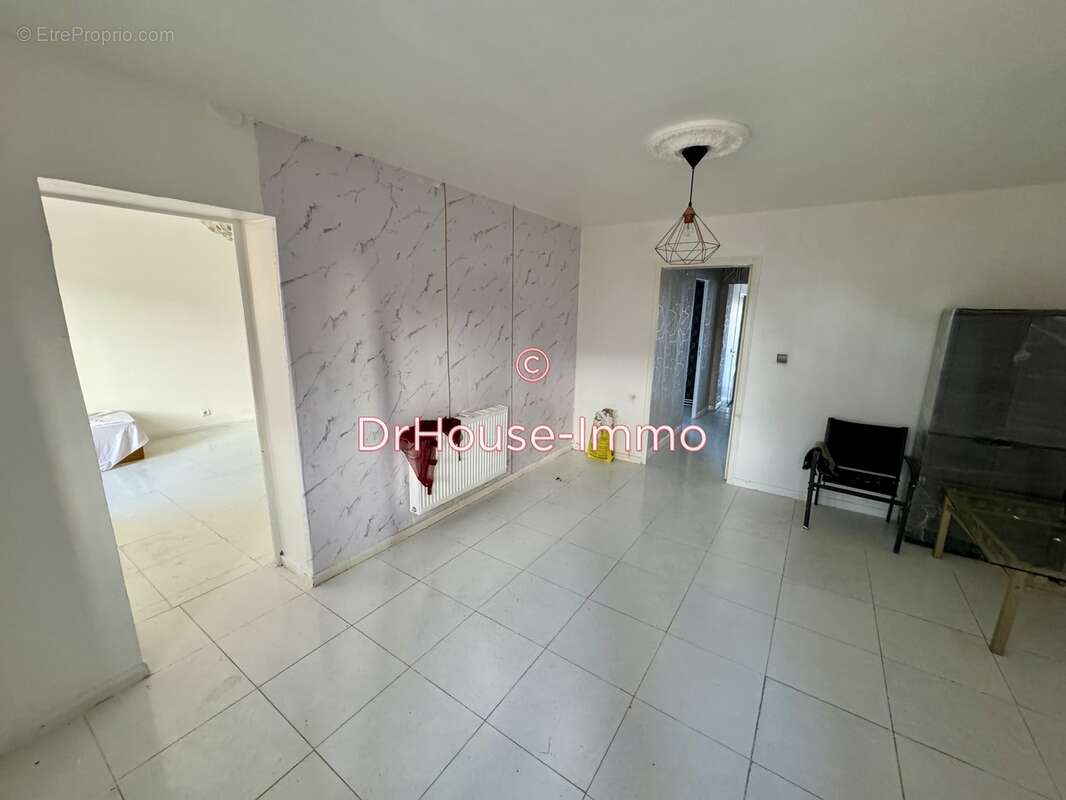 Maison à CHALETTE-SUR-LOING