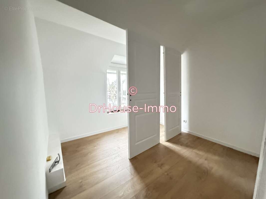 Maison à CHALETTE-SUR-LOING