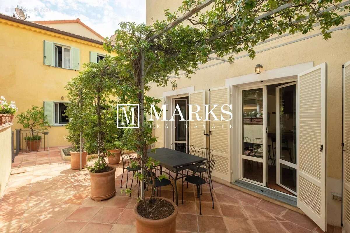 Maison à SAINT-JEAN-CAP-FERRAT