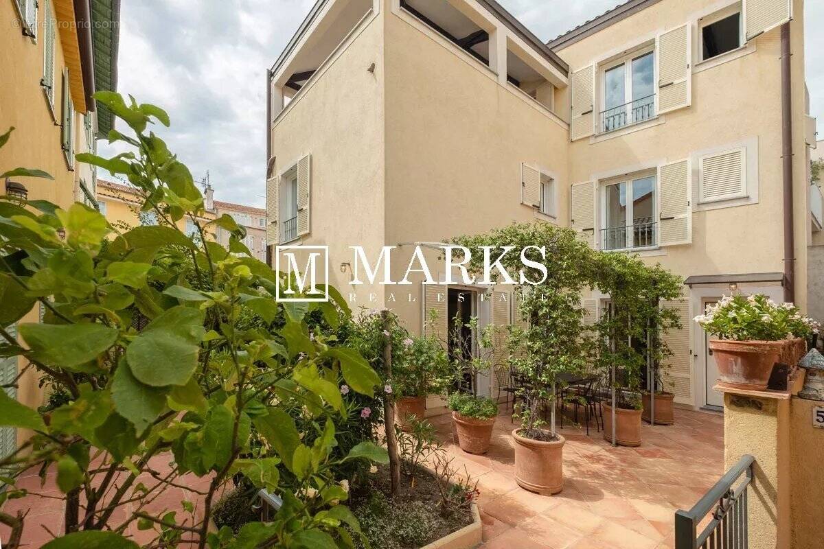 Maison à SAINT-JEAN-CAP-FERRAT