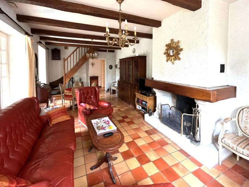 1863364916046730907 - Maison à LUZECH