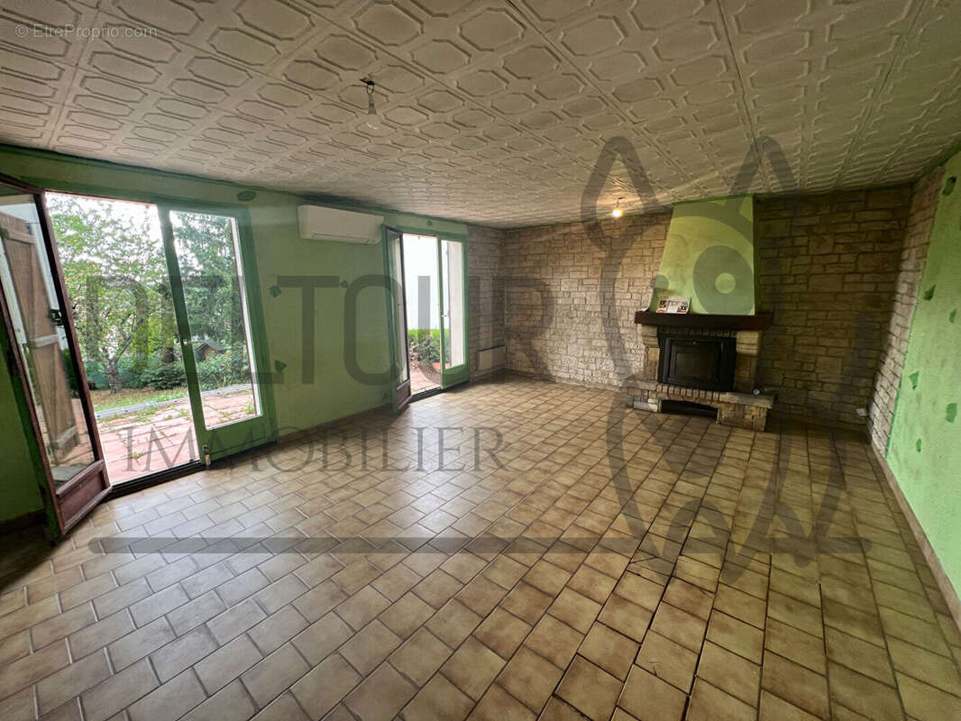 Maison à COULOMMIERS