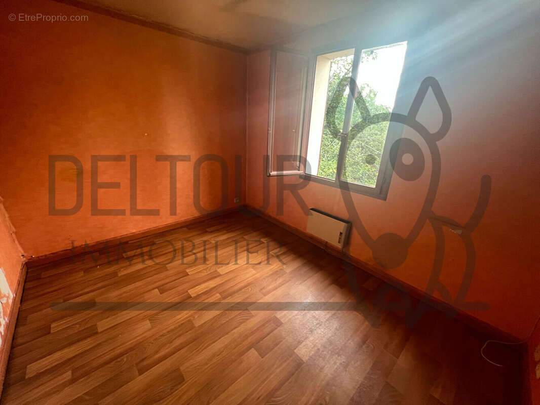 Maison à COULOMMIERS