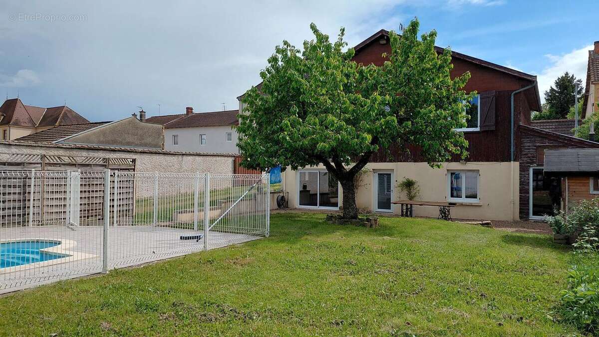 Photo 2 - Maison à MARCIGNY