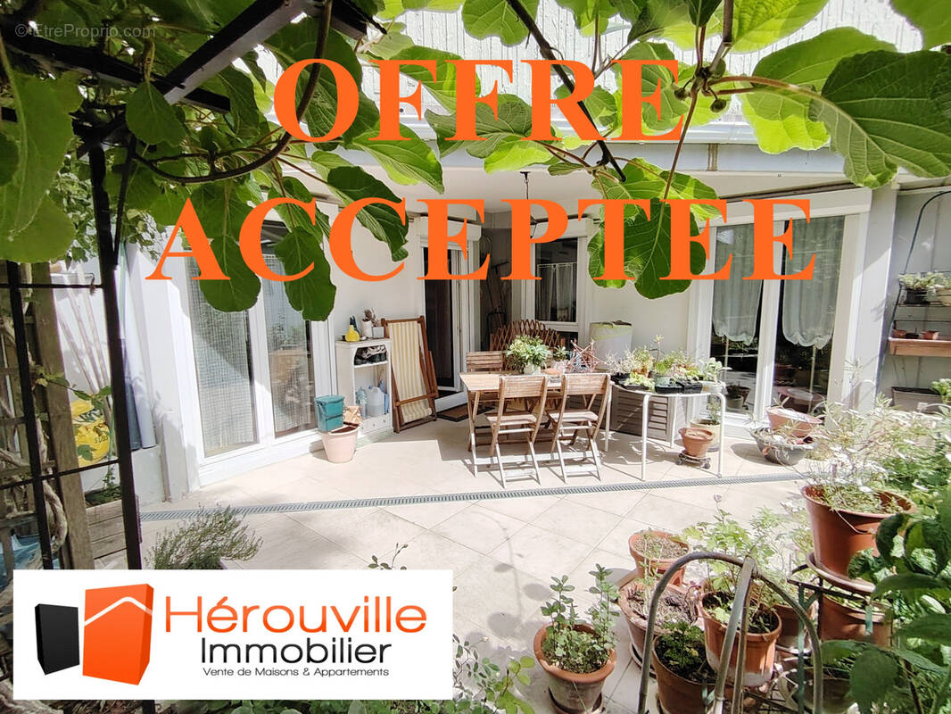 Appartement à HEROUVILLE-SAINT-CLAIR