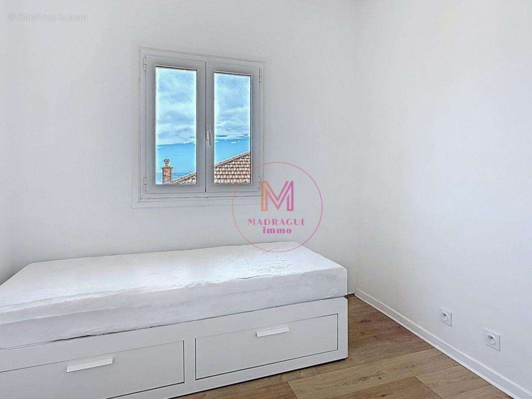 Appartement à LA TURBIE