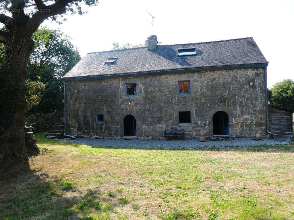 Maison à GUERN