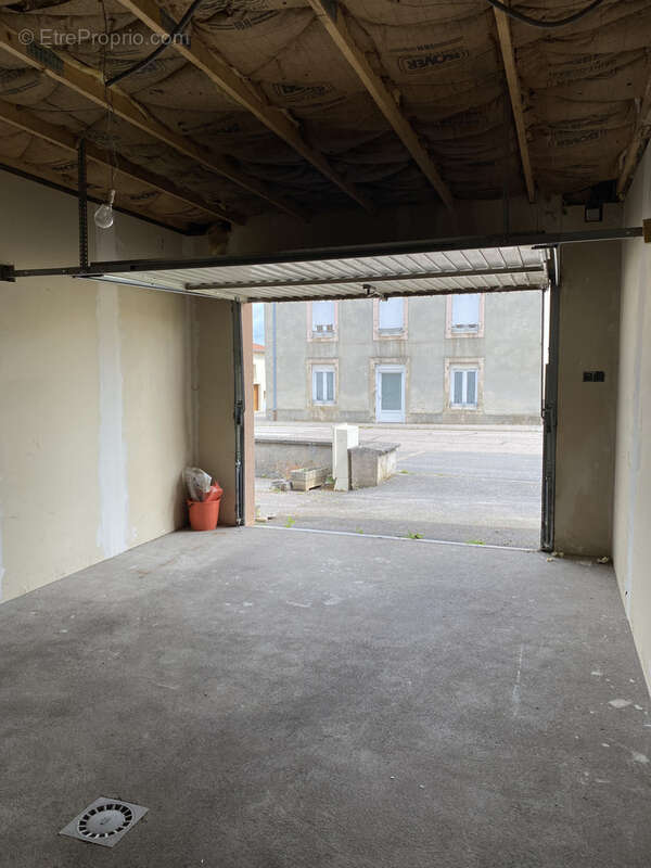 Commerce à BENAMENIL