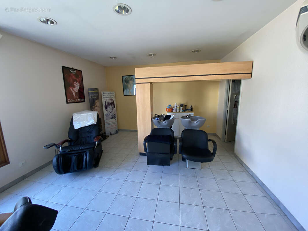 Commerce à BENAMENIL