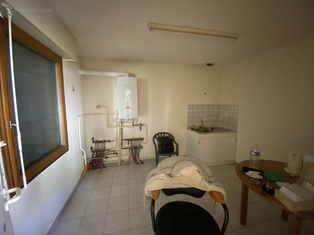 Commerce à BENAMENIL