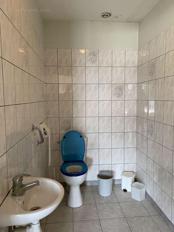 Commerce à BENAMENIL