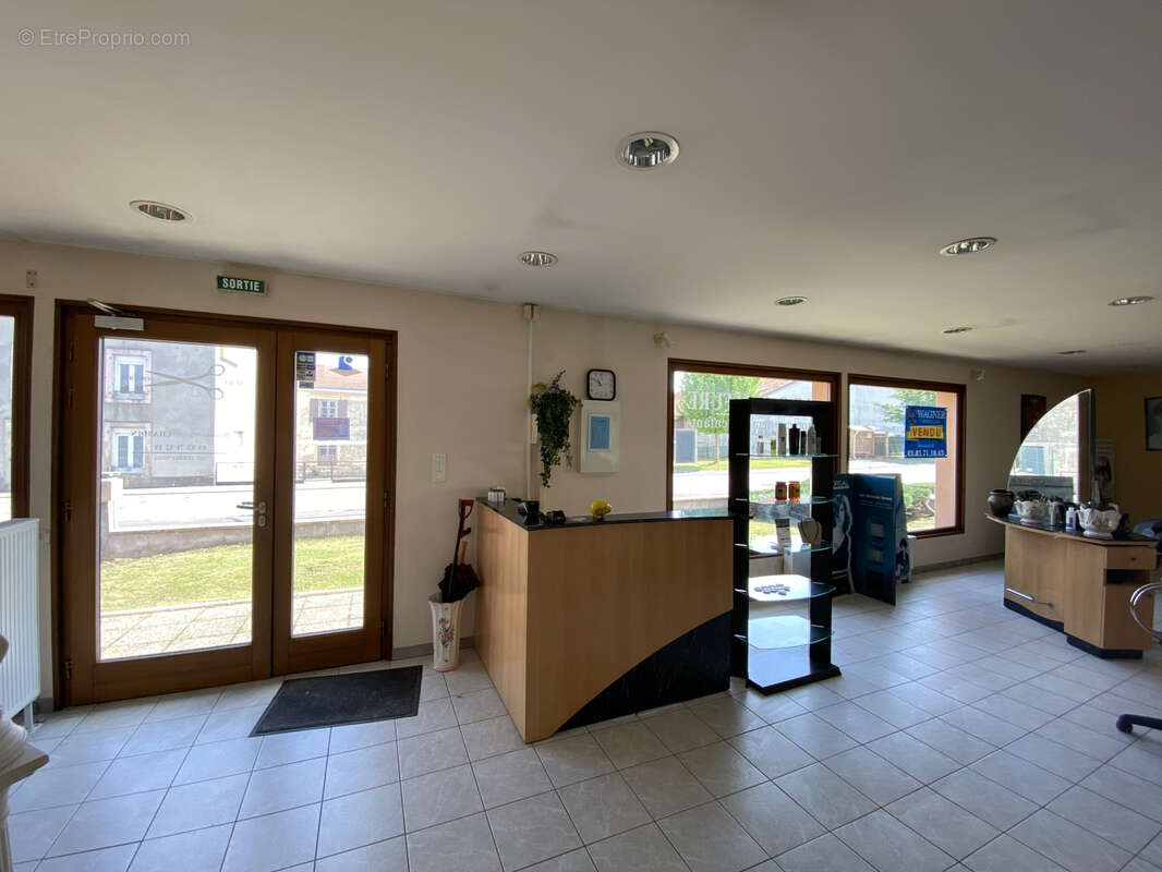 Commerce à BENAMENIL