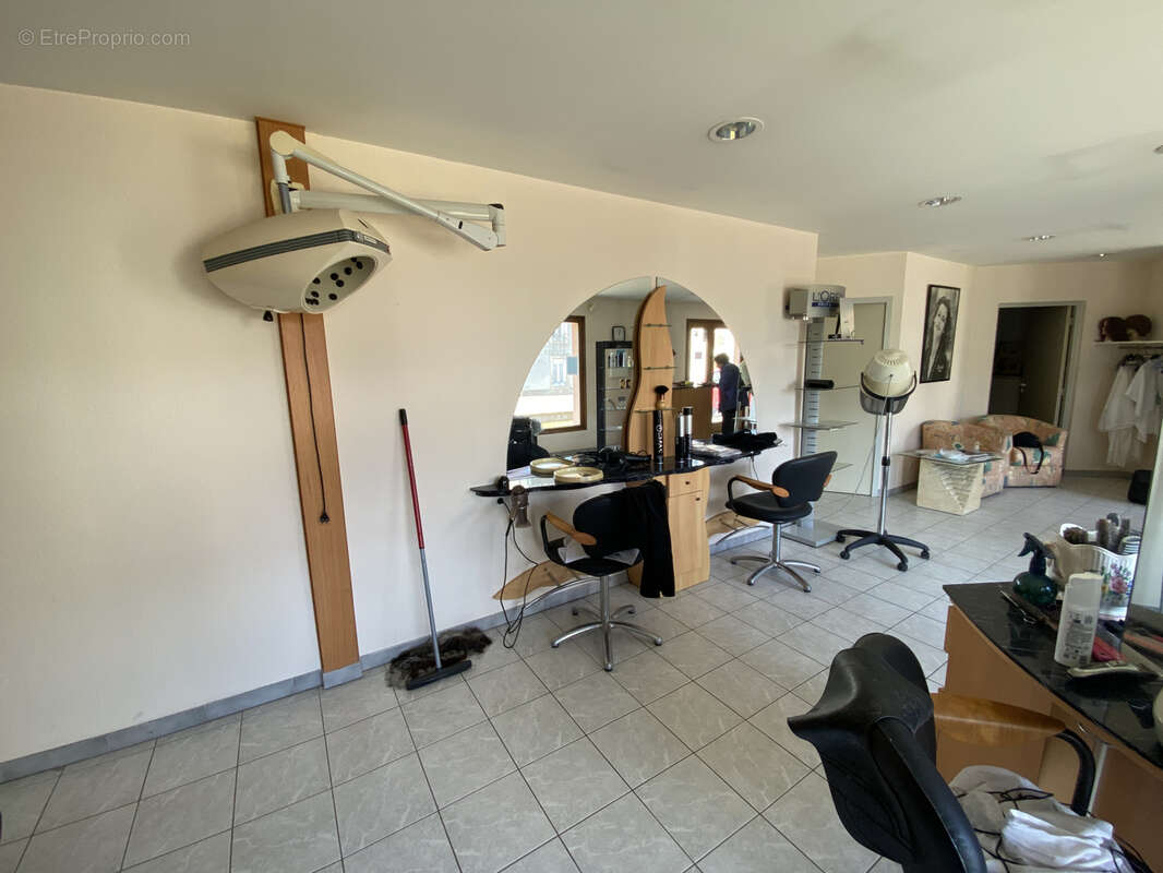 Commerce à BENAMENIL