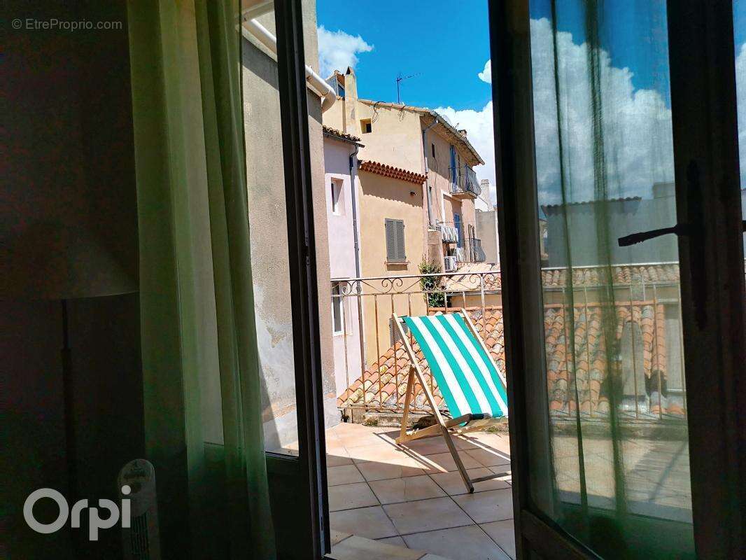 Appartement à LA CADIERE-D&#039;AZUR